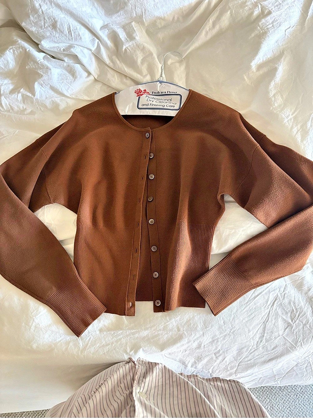 Aritzia Golightly Cardigan Like New